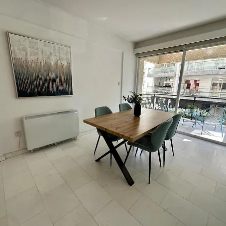 2 Bedrooms Flat Near Center Appartement Engomi