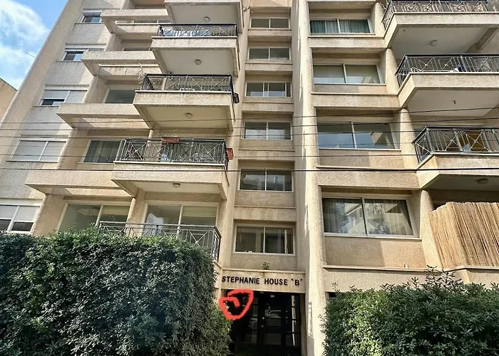 2 Bedrooms Flat Near Center Apartmán *